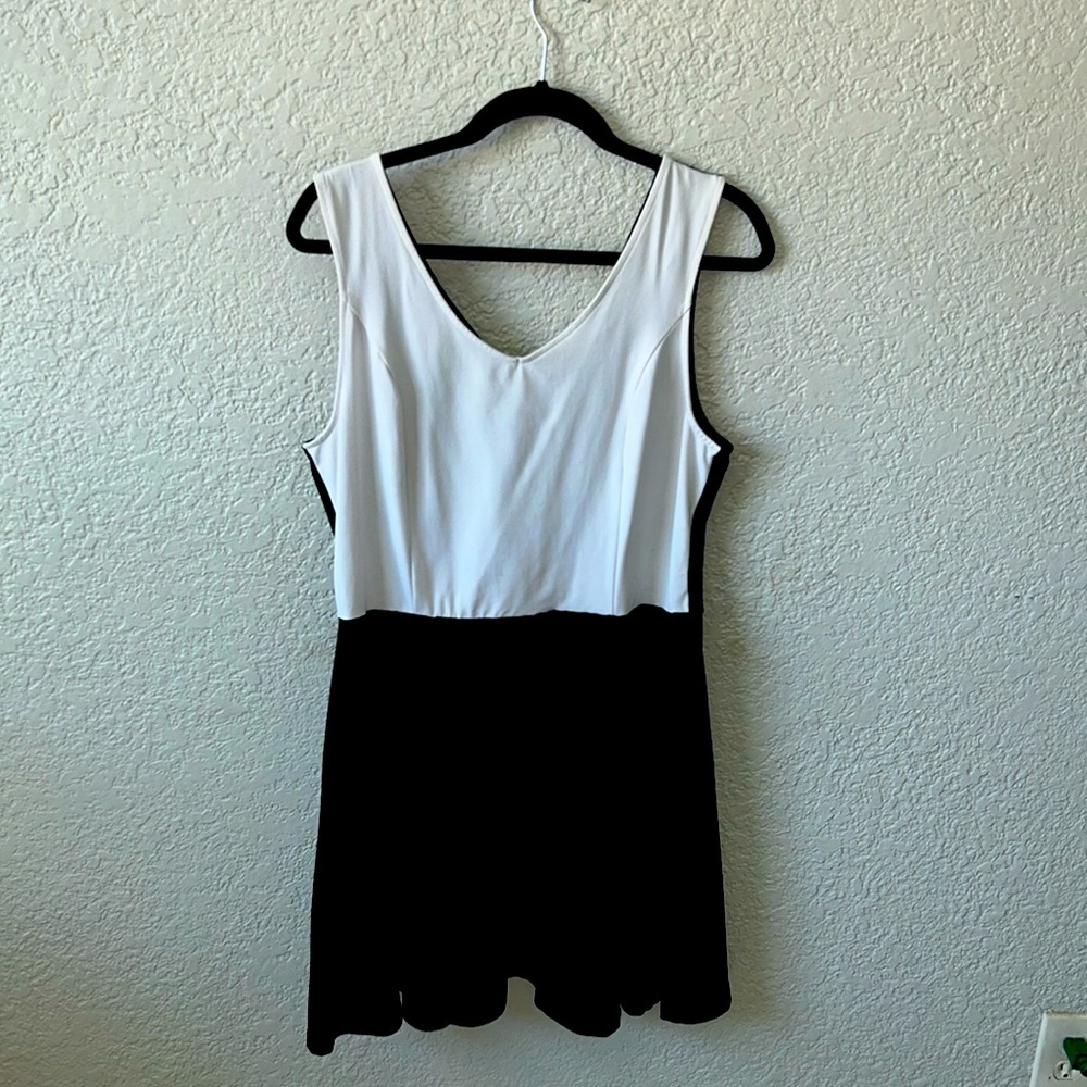 Cynthia Rowley women’s black and white dress XL